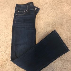 NWOT American Eagle Favorite Boyfriend Jeans